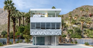 В США выставили в музее уникальный "Алюминиевый дом" 1931 года