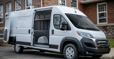 На рынок выходит большой американский электрофургон с запасом хода 290 км (фото)