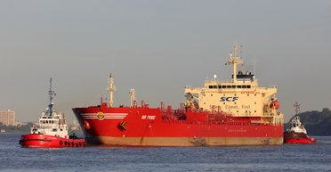 Українці фінансують російську армію, купуючи бензин і автогаз з РФ: розкрито масштабну схему