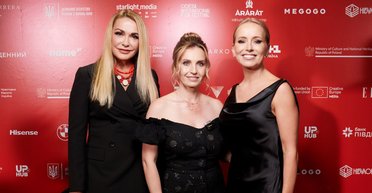 Ольга Сумская, Тарас Цимбалюк и другие звезды: как прошла церемония открытия 16-го ОМКФ