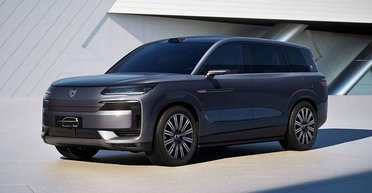 Более 900 сил и запас хода 1300 км: BYD выводит на рынок свой самый дорогой кроссовер (фото)