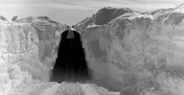 "Город подо льдом": заброшенная военная база США в Гренландии угрожает катастрофой