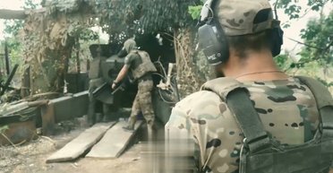 ВС РФ показали "гибрид" сухопутной пушки М-46 и корабельной АК-130, — аналитики (фото, видео)