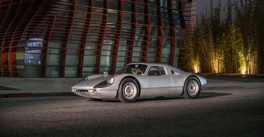 На продажу выставили уникальный спорткар Porsche создателя "Звездных войн" (фото)