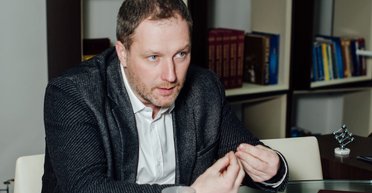 Магический треугольник. Должны ли родители скидываться на зарплату учителю