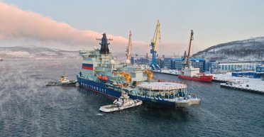 Підштовхнули західні санкції: Росія вперше направила до Китаю танкери через Арктику, — FT