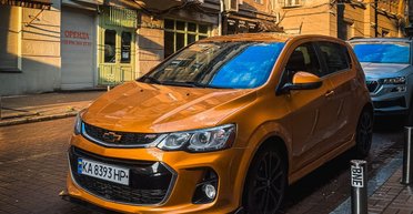Заряженный Aveo: в Киеве заметили малоизвестный доступный Chevrolet (фото)