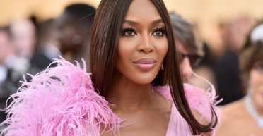 "У них справжня хімія": Наомі Кемпбелл запідозрили в романі з німецьким продюсером (відео)