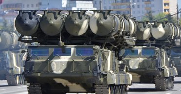 Танков, артиллерии и ракет будет больше: как Украине ответить на "безумные" военные расходы РФ