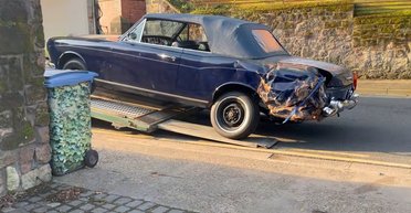 Их выпустили всего 41: на свалке нашли раритетный Bentley 60-х (видео)