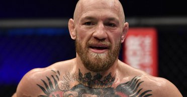 "Я боялась, что он меня убьет": парикмахер обвинила Конора МакГрегора в изнасиловании (фото)