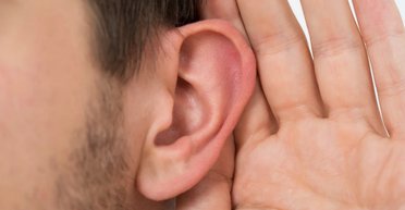 Чьи голоса слышат люди с шизофренией: ученые смогли подтвердить 50-летнюю теорию