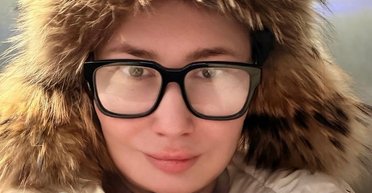 Продюсер Алена Мозговая удивила, как греется во время холода