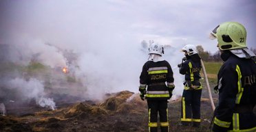 ВС РФ уничтожили ТЭС под Киевом: жителей призвали закрыть окна и оставаться дома (фото)