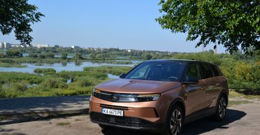 Революционные изменения: тест-драйв нового кроссовера Opel Grandland