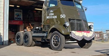 Необычные раритеты: два старых грузовика Ford 1941 года продают за $1,25 миллиона (фото)