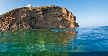 На острові під час огляду старих труб випадково знайшли лігво піратів XVII століття (фото)