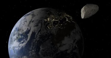 Умирающий спутник сфотографирует опасный астероид: впервые за 7500 лет он сблизится с Землей