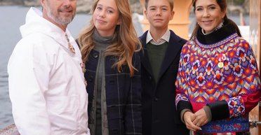 Королеву Данії Мері збив скутер (відео)