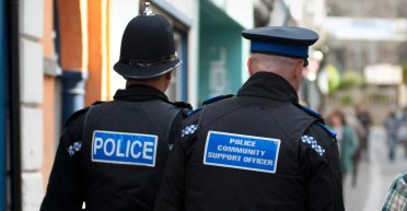 Інакше в'язниця: Британія змусить зареєструватися у новій системі всіх, хто працює на владу РФ