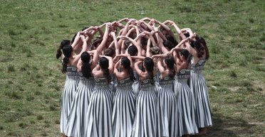 У Греції відбулася церемонія запалення Олімпійського вогню: подробиці (відео, фото)