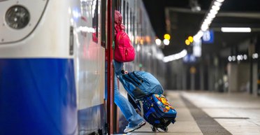 Тікають від війни: експерти оцінили, скільки людей втратить Україна через міграцію в 2025 році