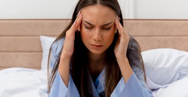 Как быстро избавиться от головной боли: 8 домашних средств, которые точно помогут