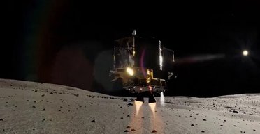 Ще не помер: перший японський посадковий модуль на Місяці намагаються повернути до життя (фото)