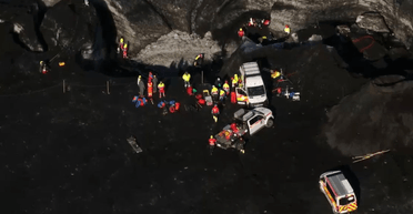 Почув сильний гуркіт: турист відвідав крижану печеру за мить до трагедії (фото)