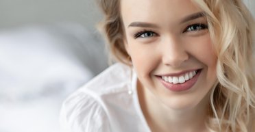 Красивые и здоровые зубы: 5 советов и рекомендаций для сияющей улыбки