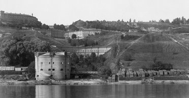 Крепость-водокачка над Днепром: история Набережного верка