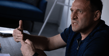 "Бухий" писав коментарі про "руских": Дмитро Добкін розповів, як втратив будинок