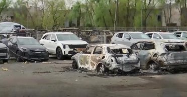 Обстрел Киева: на Оболони сгорело 60 авто, на Подоле стекло травмировало людей, — СМИ (видео)