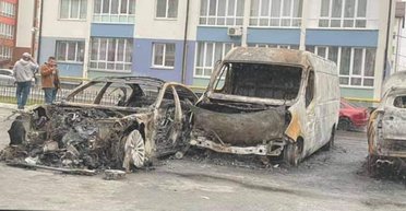 Після паркування спалити. Як від відсутності паркомісць у Києві страждають й автовласники, і їхні сусіди