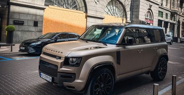 Внедорожный спорткар: в Киеве заметили новый 635-сильный Land Rover за 9 миллионов (фото)