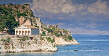 Земля тысячи пляжей. Зачем отдыхать на острове Корфу