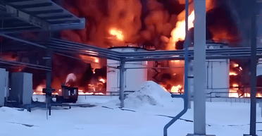 До ударів по нафтовому терміналу та пороховому заводу у РФ причетне ГУР, — Financial Times