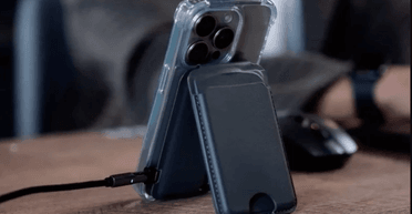 Atlas MagSafe: як один розумний аксесуар для смартфона спростить життя користувачам