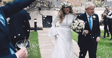 У своєму репертуарі: Борис Джонсон здивував кумедним подарунком для третьої дружини