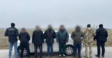 За границу за $2 300: в Одесской области мужчина пытался вывезти из Украины 4 мужчин