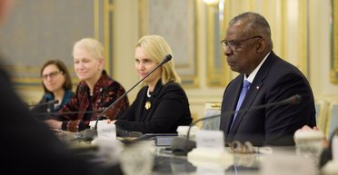 "Депрессивные настроения не оправданы": аналитик высказался о визите Остина в Киев (видео)