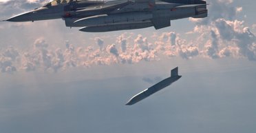 Звільнити Крим: Україна хоче отримати від США крилаті ракети JASSM для F-16, — Forbes