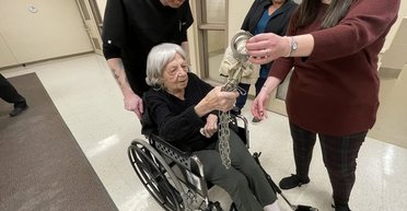 104-річна жінка розкрила секрет довгого життя за допомогою трьох слів (фото)