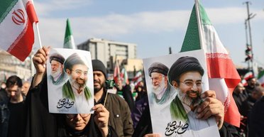 Происки оккультистов и травмы: почему Моджтаба Хаменеи не появляется на публике