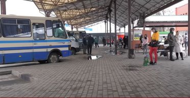 Закрыли путь: в Кабмине заинтересовались автобусными перевозками в РФ