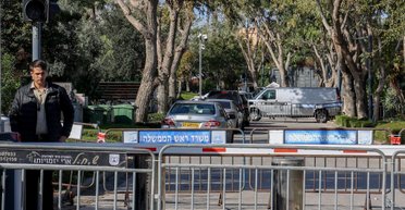 "Хезболла" намагалася вбити Нетаньяху двома дронами: снаряд потрапив у міську будівлю — ЗМІ (фото)