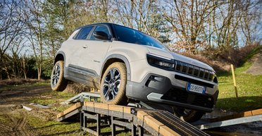 В Украине появится самый маленький и дешевый Jeep: комплектации и цены (фото)