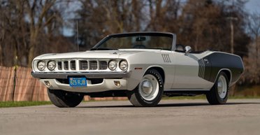 Звезда 70-х: старый 55-летний Plymouth ушел с молотка за $3,3 миллиона (фото)