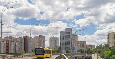 Квартира в долг. Какие условия покупки жилья предлагают переселенцам, медикам и военным