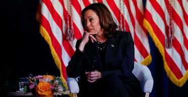 Не розуміє Україну: у Камали Гарріс є особистий конфлікт із Зеленським, — Telegraph